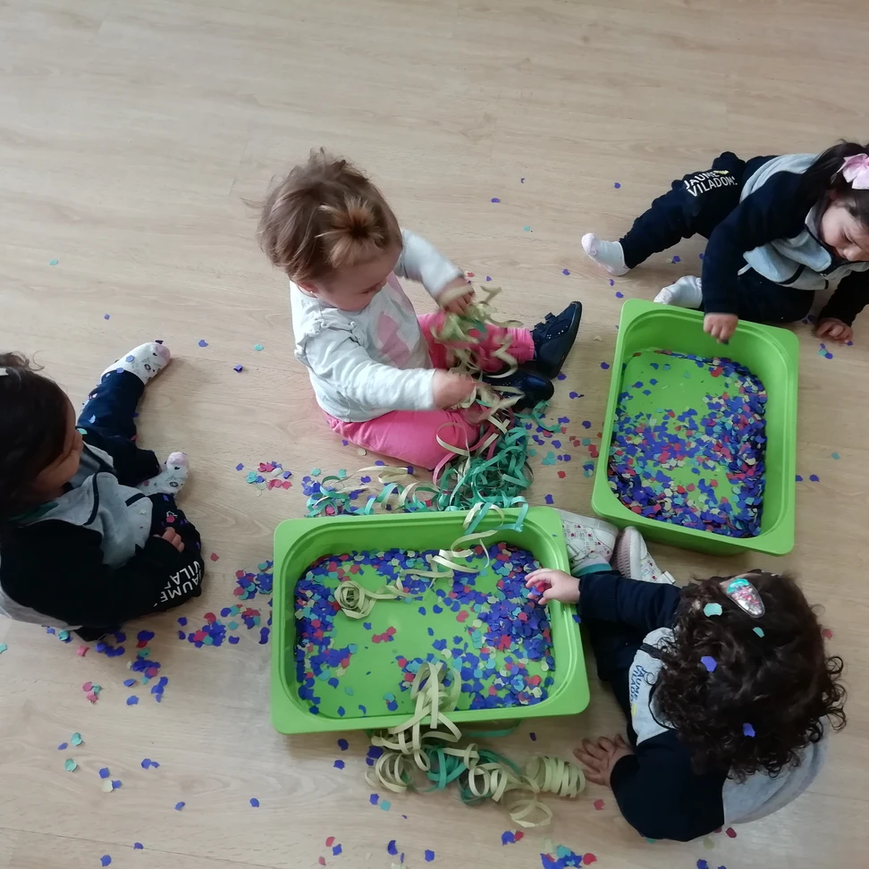 Ya ha llegado el Carnaval a nuestra Guardería 3 61eeff 5a3fdecb057e46c79eb1b386f77ff1f3mv2