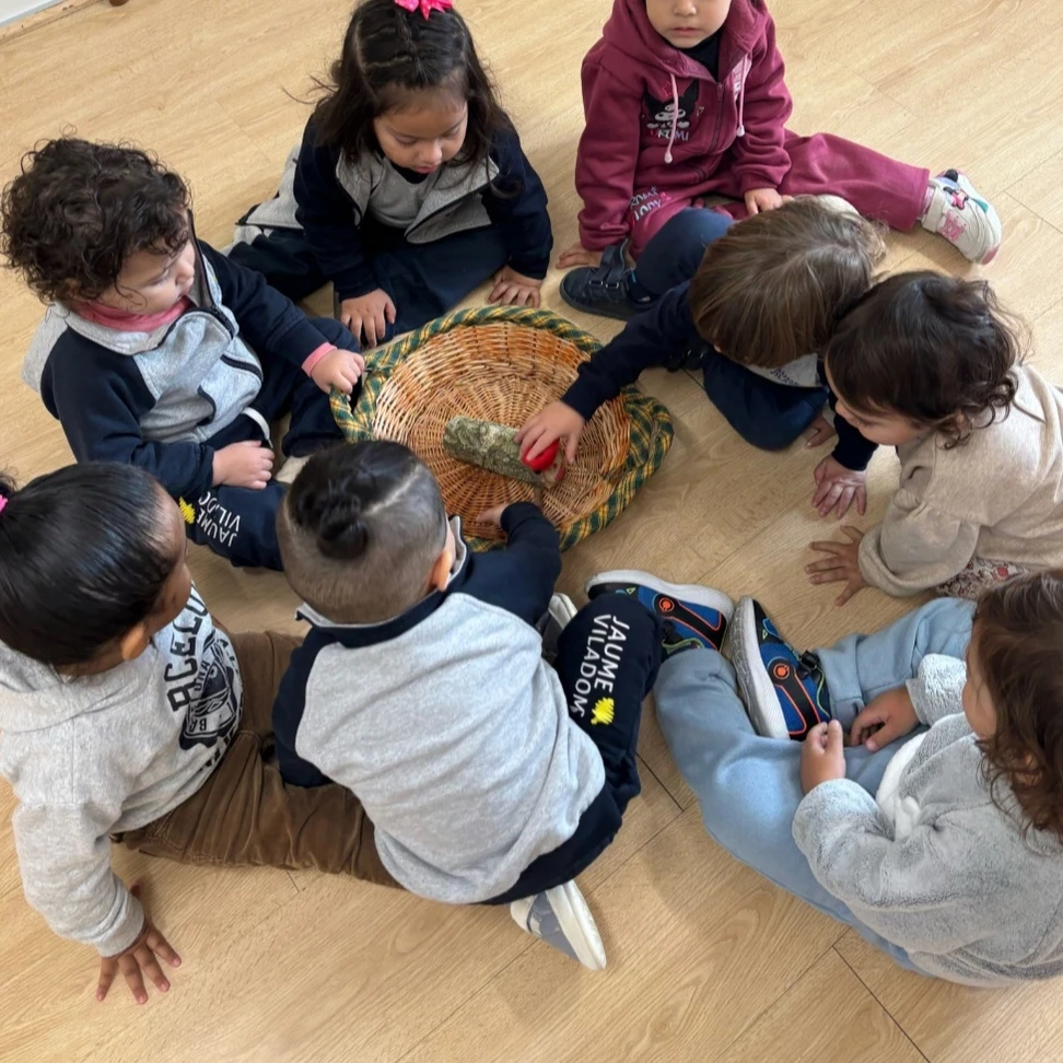 61eeff 6de4d4be60d34feaa3a6616b3ab4a011mv2