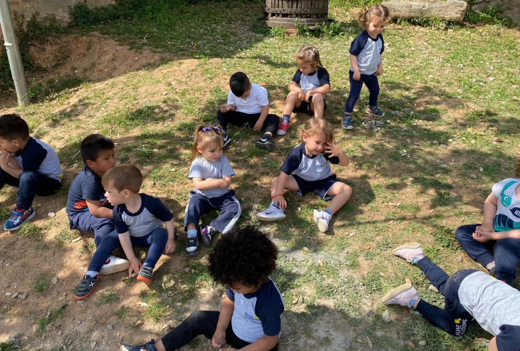 61eeff 779725c54b9d4dad922bb9a325e0445bmv2